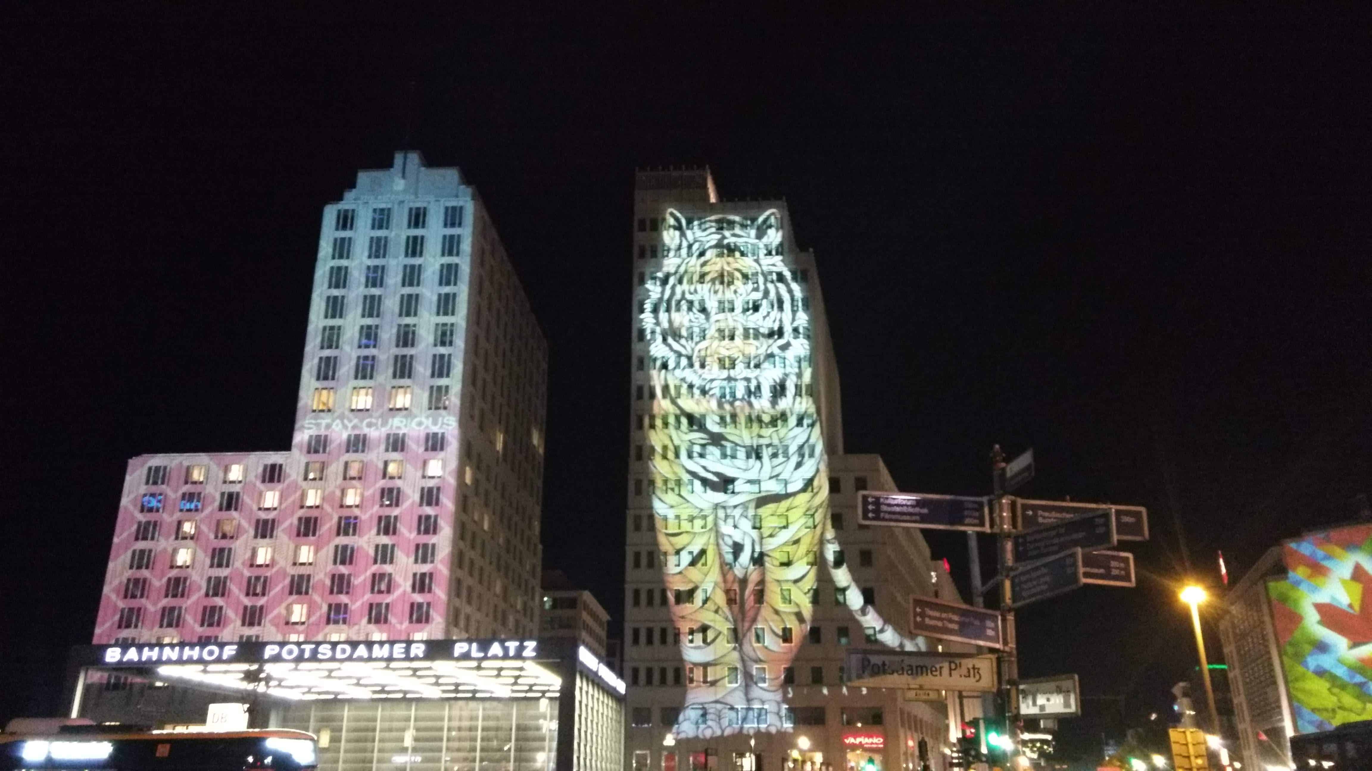 Postdamer Platz in bunt